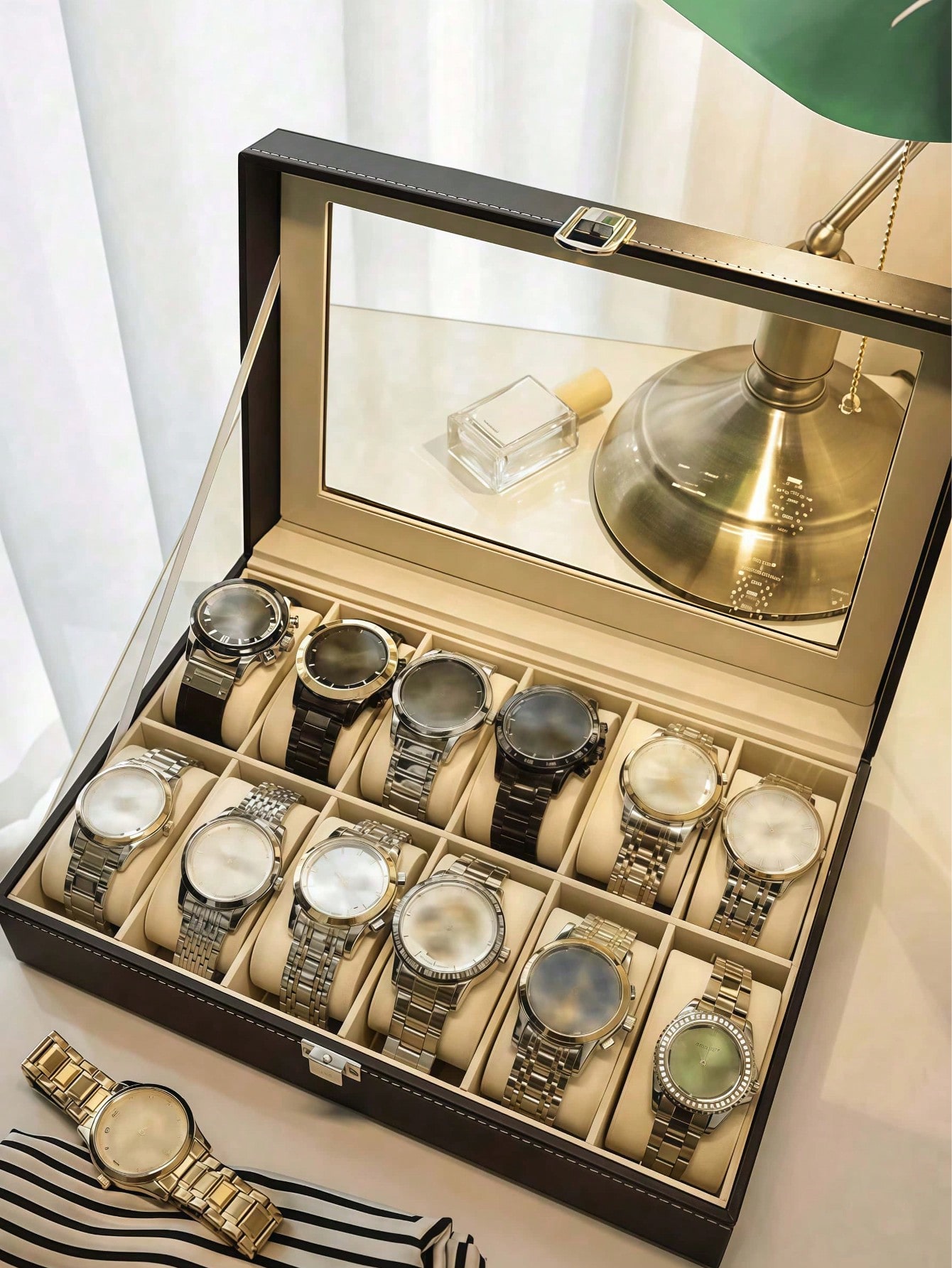 Leather Watch Box with Lock, L - đánh giá và giá High Jewelry Watches